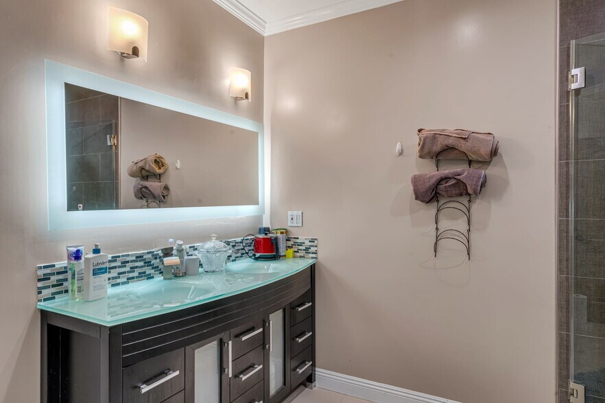 More Photos Of 1100 Lorena St, Los Angeles Religious Facility For Sale