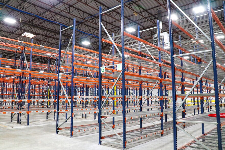 More Photos Of 2000 Northfield Ct, Roswell Distribution For Lease