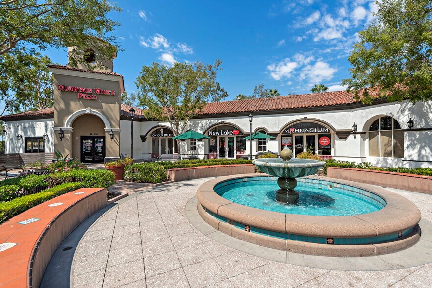 More Photos Of 22361-22451 Antonio Pky, Rancho Santa Margarita Unknown For Lease