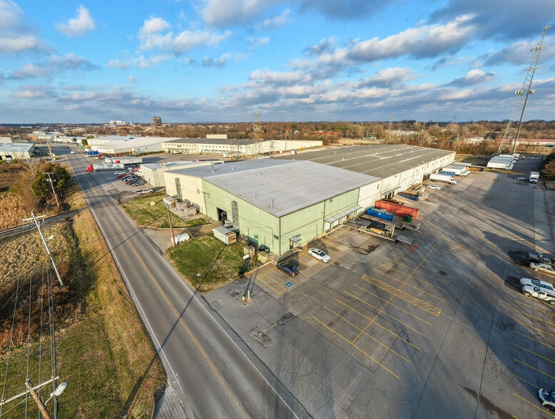 More Photos Of 831 Park Ave, Murfreesboro Manufacturing For Lease
