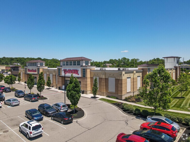 More Photos Of 10101 Landing Way, Miamisburg Unknown For Lease