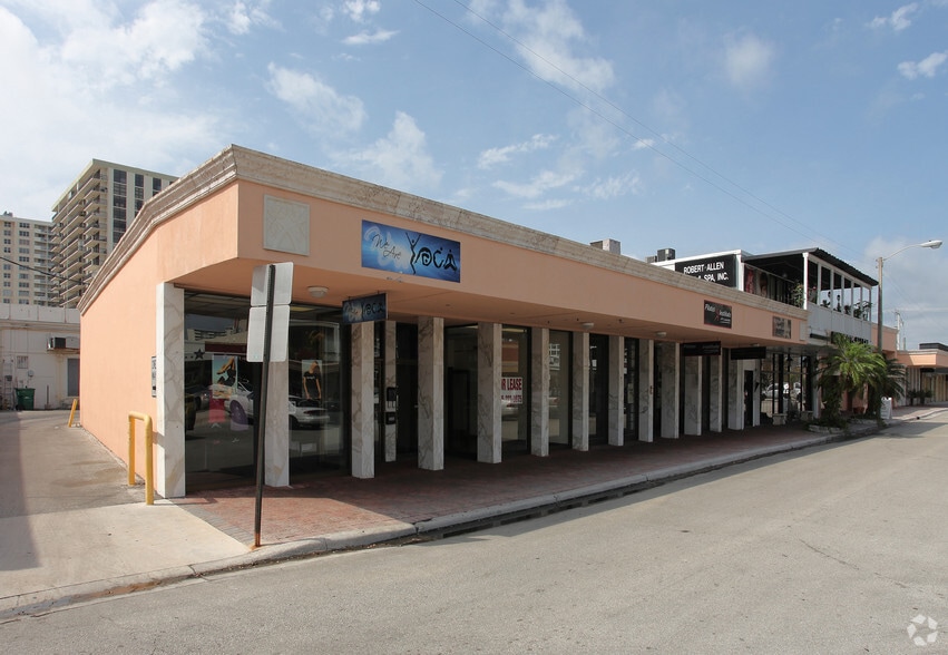 More Photos Of 3340-3346 NE 32nd St, Fort Lauderdale Storefront Retail Office For Lease