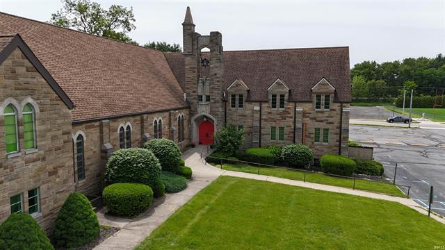 More Photos Of 832 E Center St, Warsaw Religious Facility For Sale