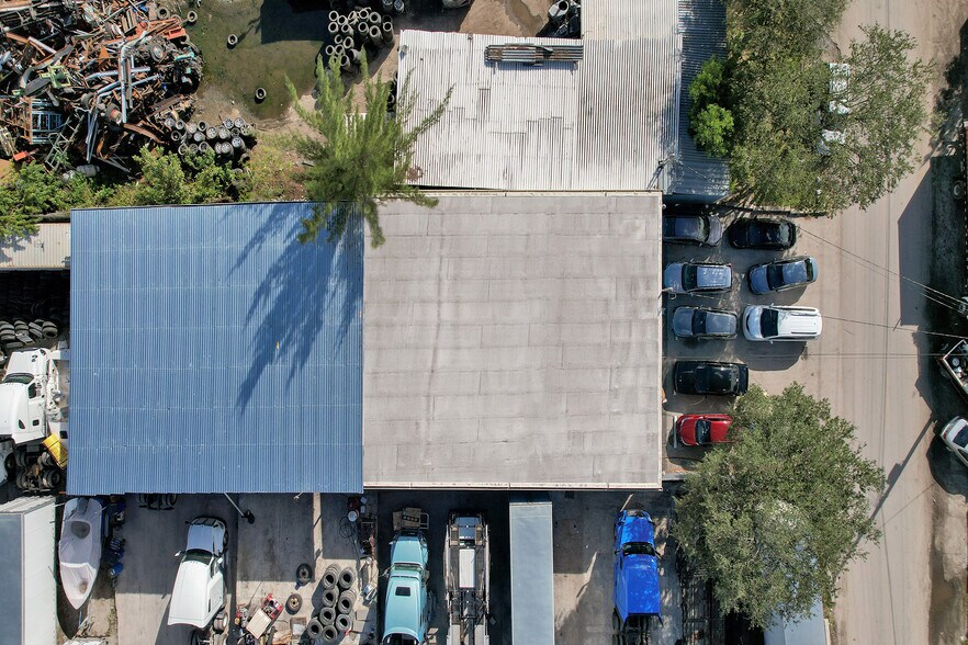 More Photos Of 850 NW 12th Ter, Pompano Beach Warehouse For Lease