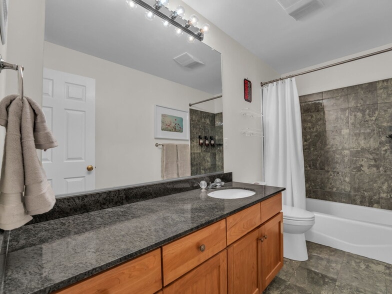 More Photos Of 135 E 200 N, Kanosh Hospitality For Sale