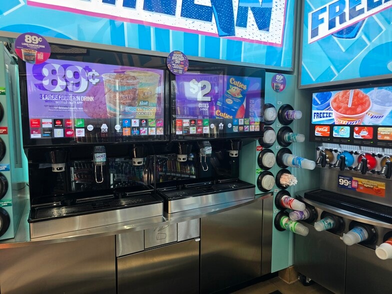 More Photos Of 1020 E Shaw Ave, Fresno Service Station For Sale