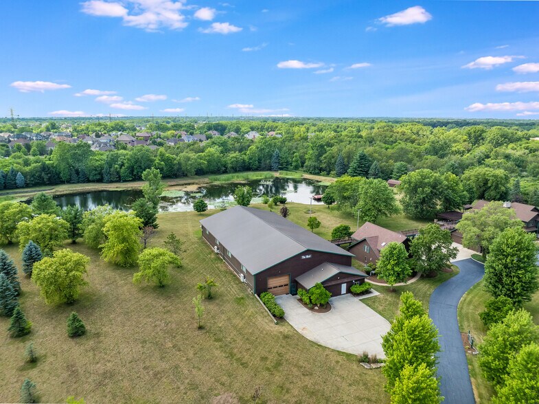 More Photos Of 22660 S Harlem Ave, Frankfort Flex For Sale