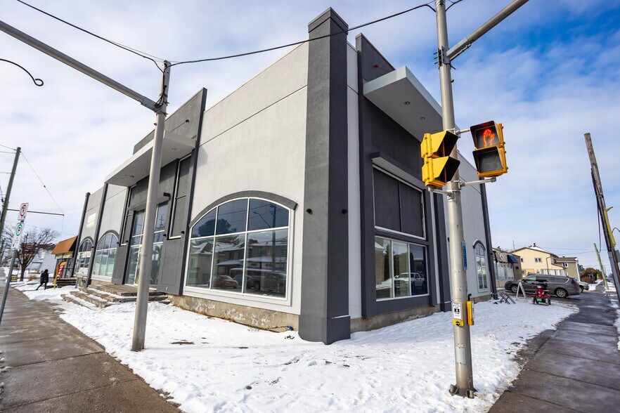 More Photos Of 1027 Notre Dame St, Embrun Storefront Retail Office For Sale