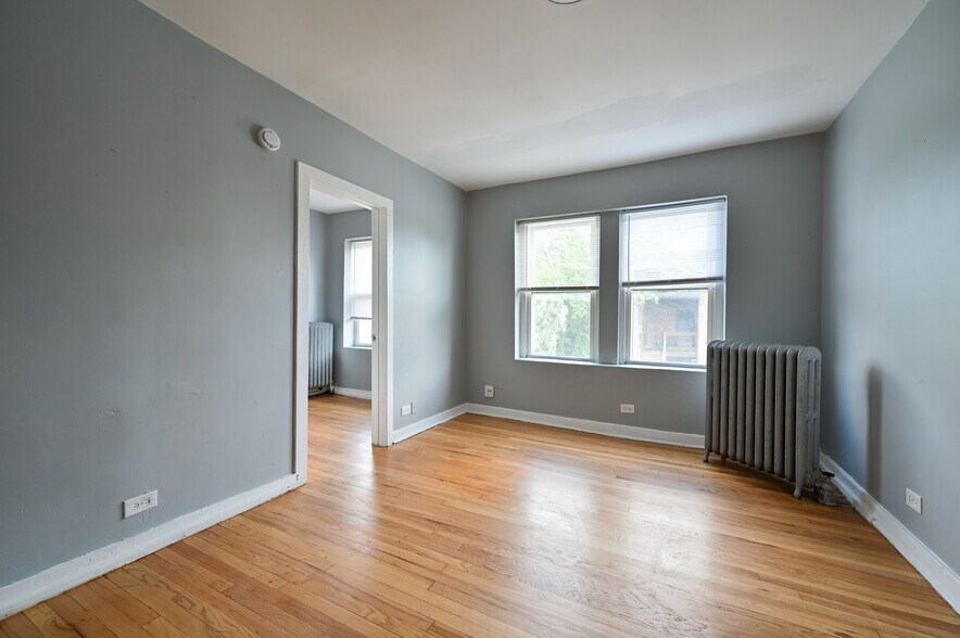 More Photos Of 348 W 74th St, Chicago Apartments For Sale