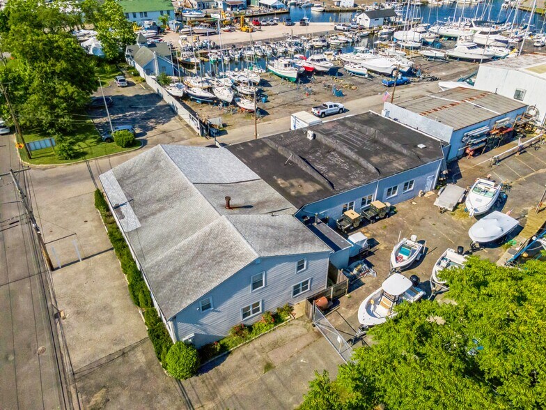 More Photos Of 41 Degnon Blvd, Bay Shore Manufacturing For Sale