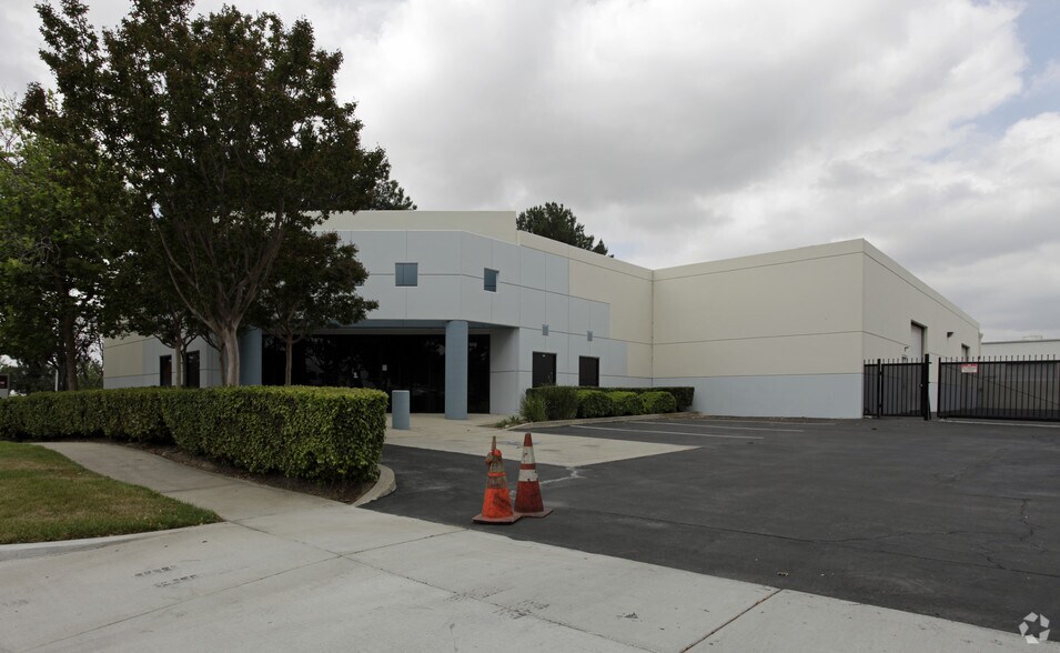 Primary Photo Of 8690 Red Oak St, Rancho Cucamonga Warehouse For Lease