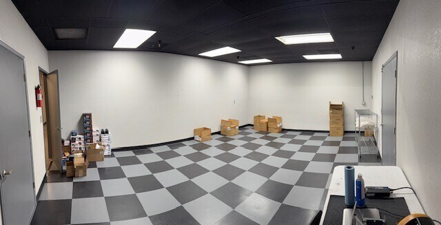 More Photos Of 1830 Vernon Street, Roseville Warehouse For Sale