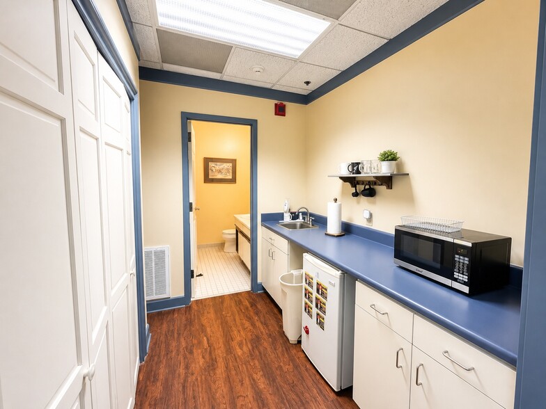 More Photos Of 1820 The Exchange SE, Atlanta Office For Sale