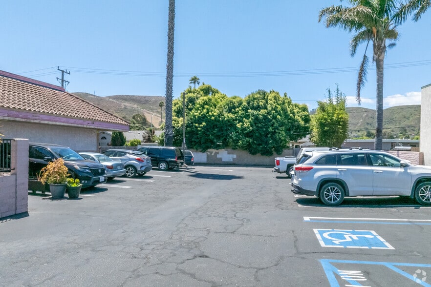 More Photos Of 1120 E Ocean Ave, Lompoc Fast Food For Sale