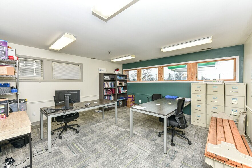 More Photos Of 1640 N Ritter Ave, Indianapolis Medical For Lease