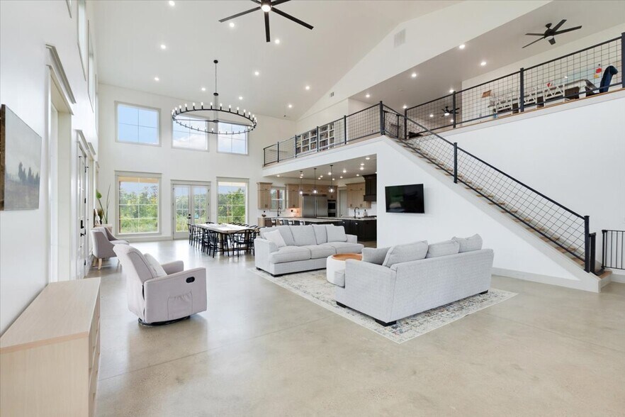 More Photos Of 664 Wiggins Rd, Lyerly Land For Sale