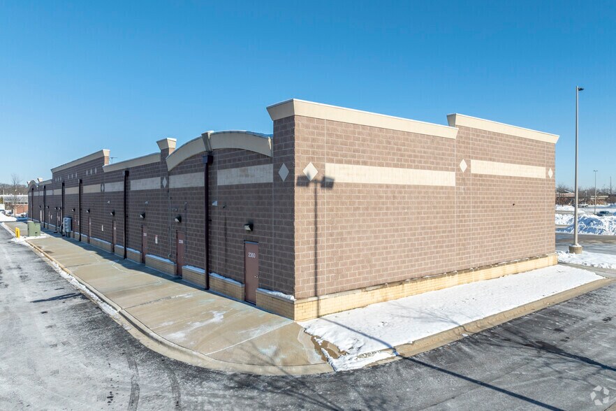 More Photos Of 2320 Lincoln Hwy, New Lenox Storefront Retail Office For Sale