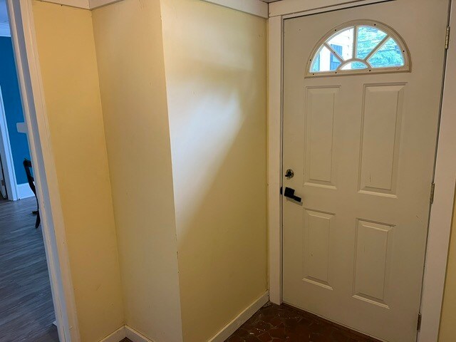 More Photos Of 636 Statesville Blvd, Salisbury Office For Sale