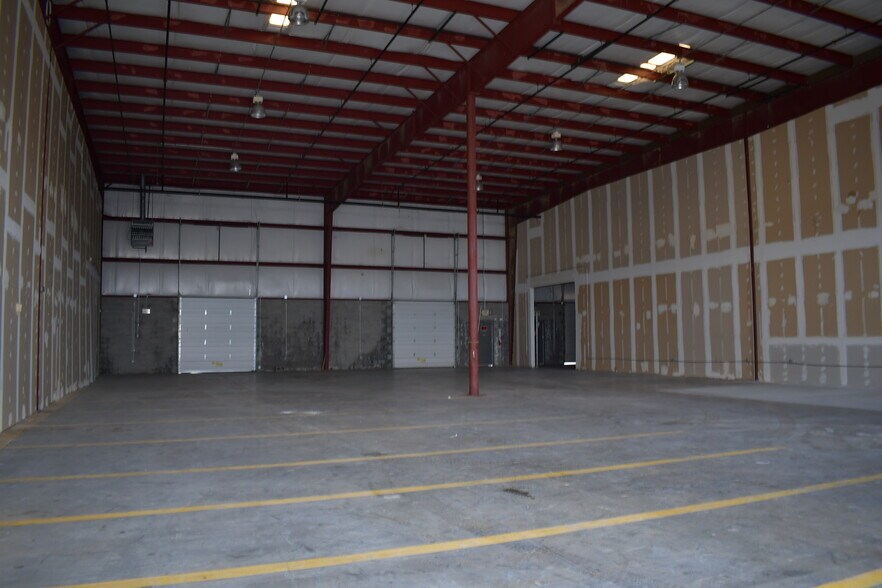 More Photos Of 115 Juliad Ct, Fredericksburg Warehouse For Lease