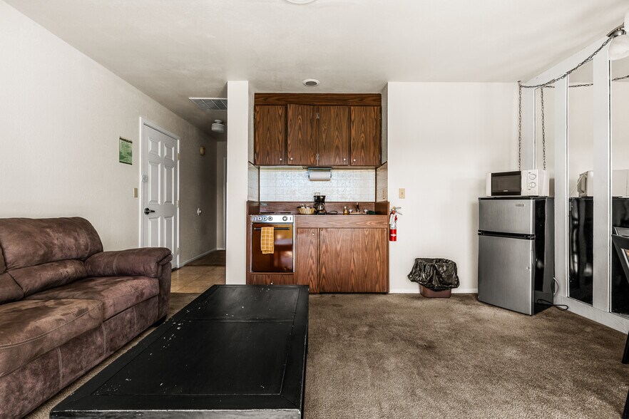 More Photos Of 5925 Country Club Dr, Weed Golf Course Driving Range For Sale