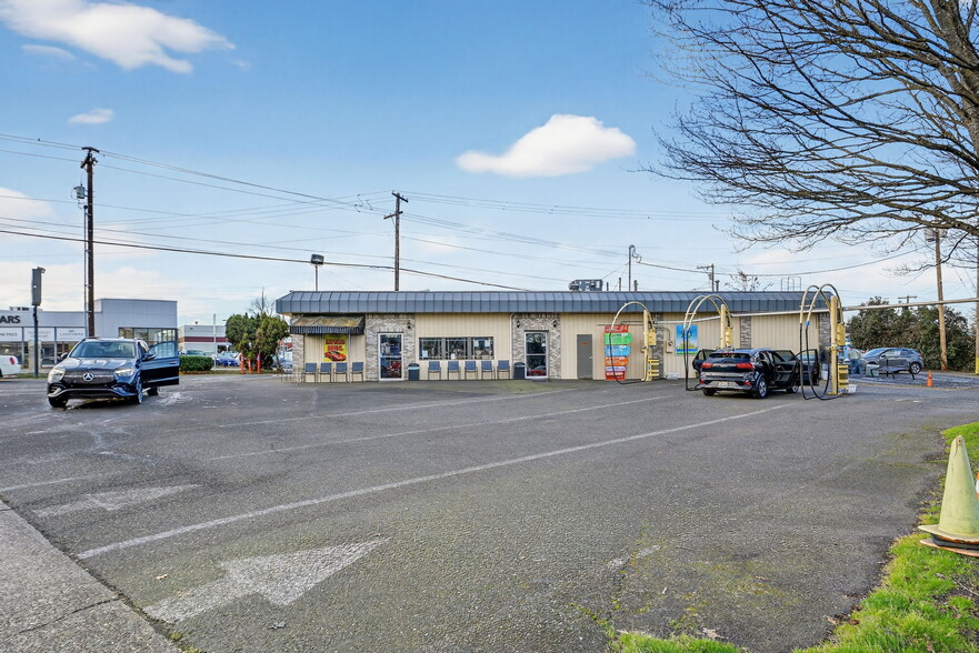 More Photos Of 12425 SW Canyon Rd, Beaverton Carwash For Sale