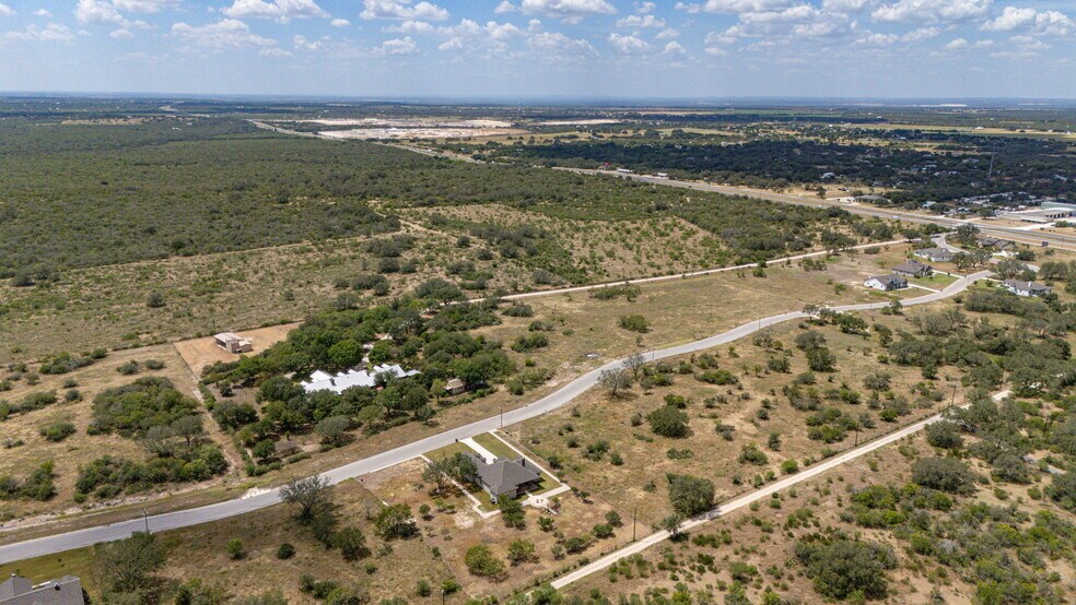 More Photos Of 2234 Highway 90 w, Castroville Flex For Sale