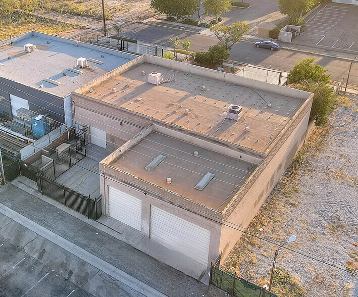 More Photos Of 229 S Olive Ave, Rialto Warehouse For Sale