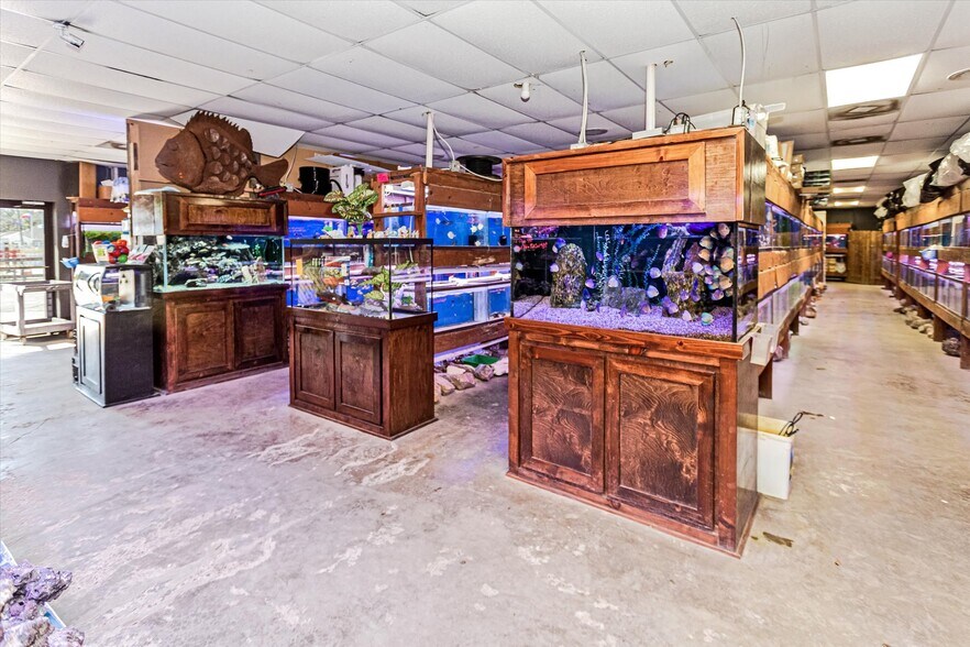 More Photos Of 10855 Highway 242, Conroe Freestanding For Sale