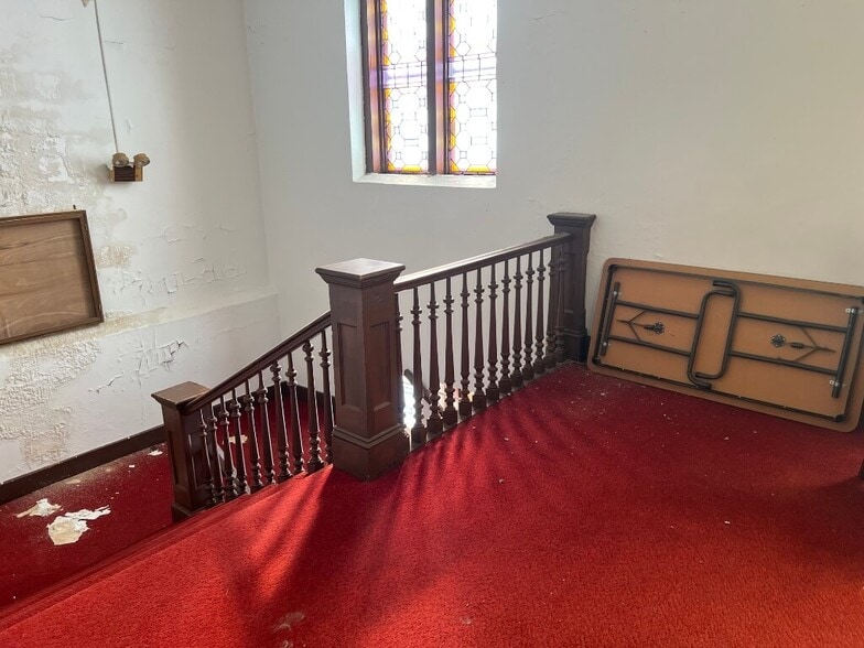 More Photos Of 218 E Franklin St, Jackson Religious Facility For Sale