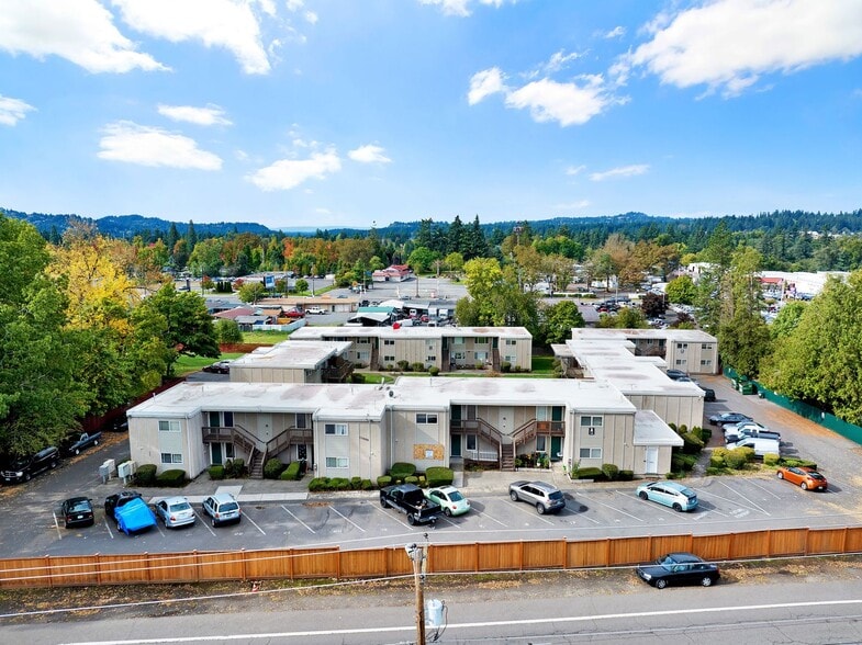More Photos Of 13455 SE Oatfield Rd, Milwaukie Apartments For Sale