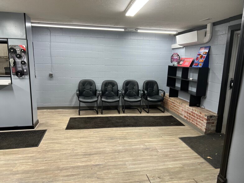 More Photos Of 169 Conowingo Rd, Conowingo Auto Repair For Lease