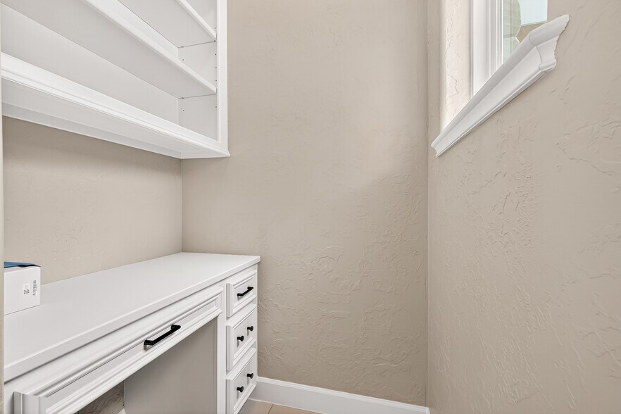 More Photos Of 14134 Packard St, Houston Specialty For Sale