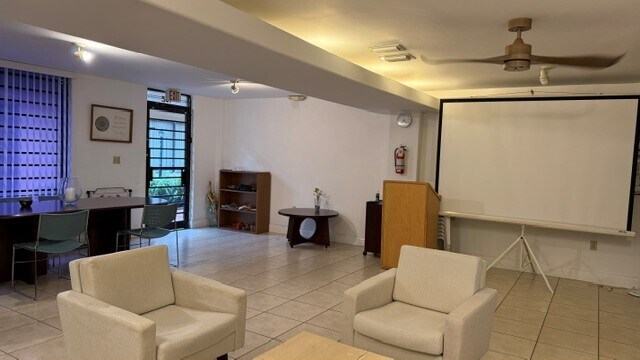 More Photos Of 1651 W 37th St, Hialeah Warehouse For Sale