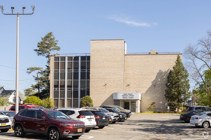 Primary Photo Of 14 Front St, Hempstead Loft Creative Space For Lease