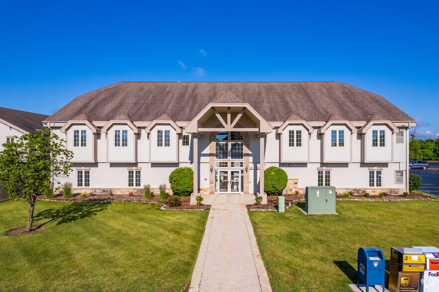 More Photos Of W175N11081 Stonewood Dr, Germantown Unknown For Lease