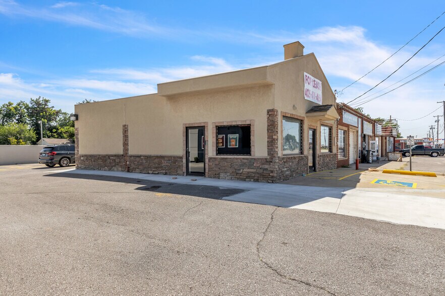 More Photos Of 7106 NW 39th Expy, Bethany Office For Lease