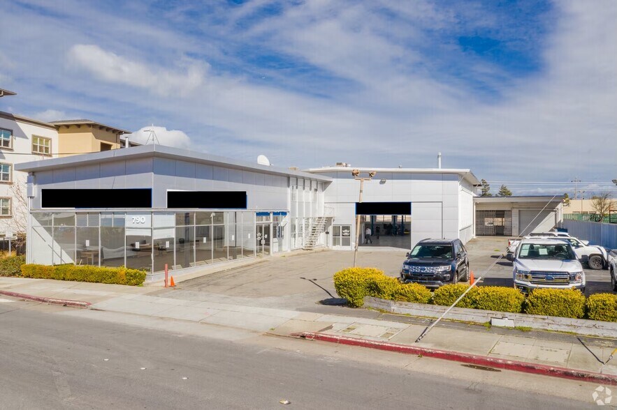 Primary Photo Of 790 N San Mateo Dr, San Mateo Auto Dealership For Lease
