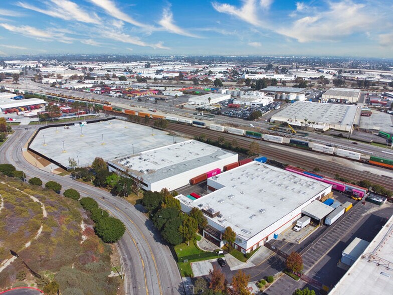 More Photos Of 19560 S Rancho Way, Rancho Dominguez Distribution For Sale