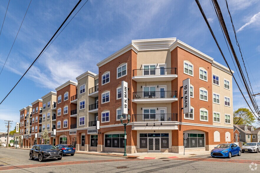 Primary Photo Of 10 N Main St, Wharton Apartments For Lease