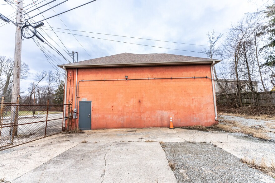 More Photos Of 4040 Saltsburg Rd, Murrysville Auto Repair For Sale