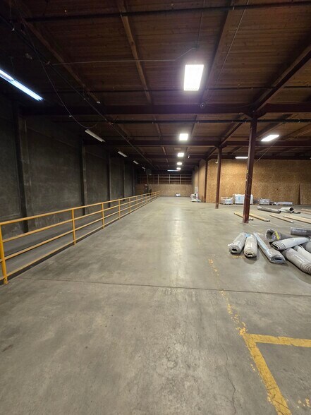 More Photos Of 1600 North Ave W, Missoula Warehouse For Lease