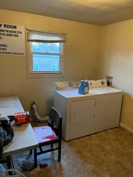 More Photos Of 2800 Dekalb St, Lake Station Storefront Retail Residential For Sale