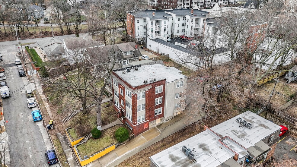 More Photos Of 4226-4228 Locust St, Kansas City Apartments For Sale