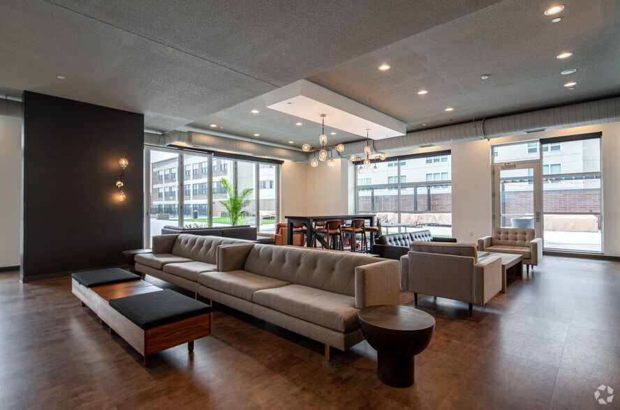 More Photos Of 811 Washington Ave S, Minneapolis Apartments For Lease