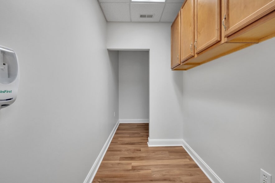 More Photos Of 20808 N Main St, Cornelius Medical For Lease