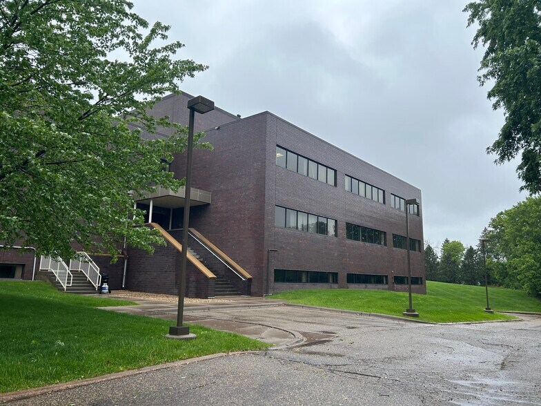 Primary Photo Of 3499 Lexington Ave N, Saint Paul Office For Sale