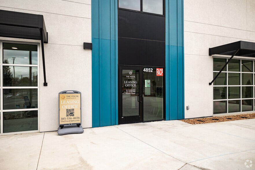 More Photos Of 447 W 4800 S, Murray Apartments For Lease