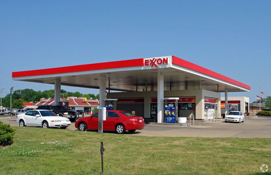 More Photos Of 4720-4766 Finlay St, Richmond Unknown For Lease