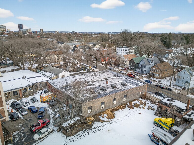 More Photos Of 865 Congress Ave, New Haven Manufacturing For Sale