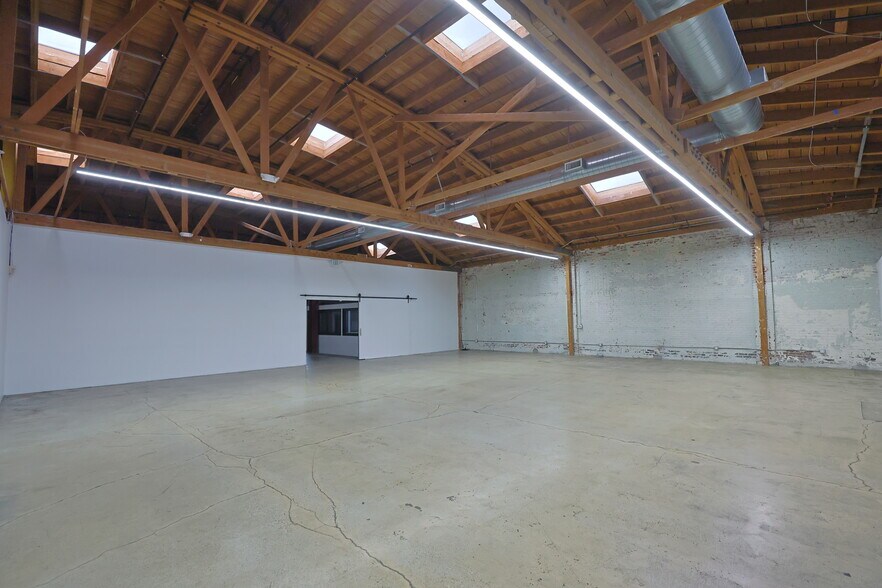More Photos Of 2014-2022 E 7th St, Los Angeles Office For Lease